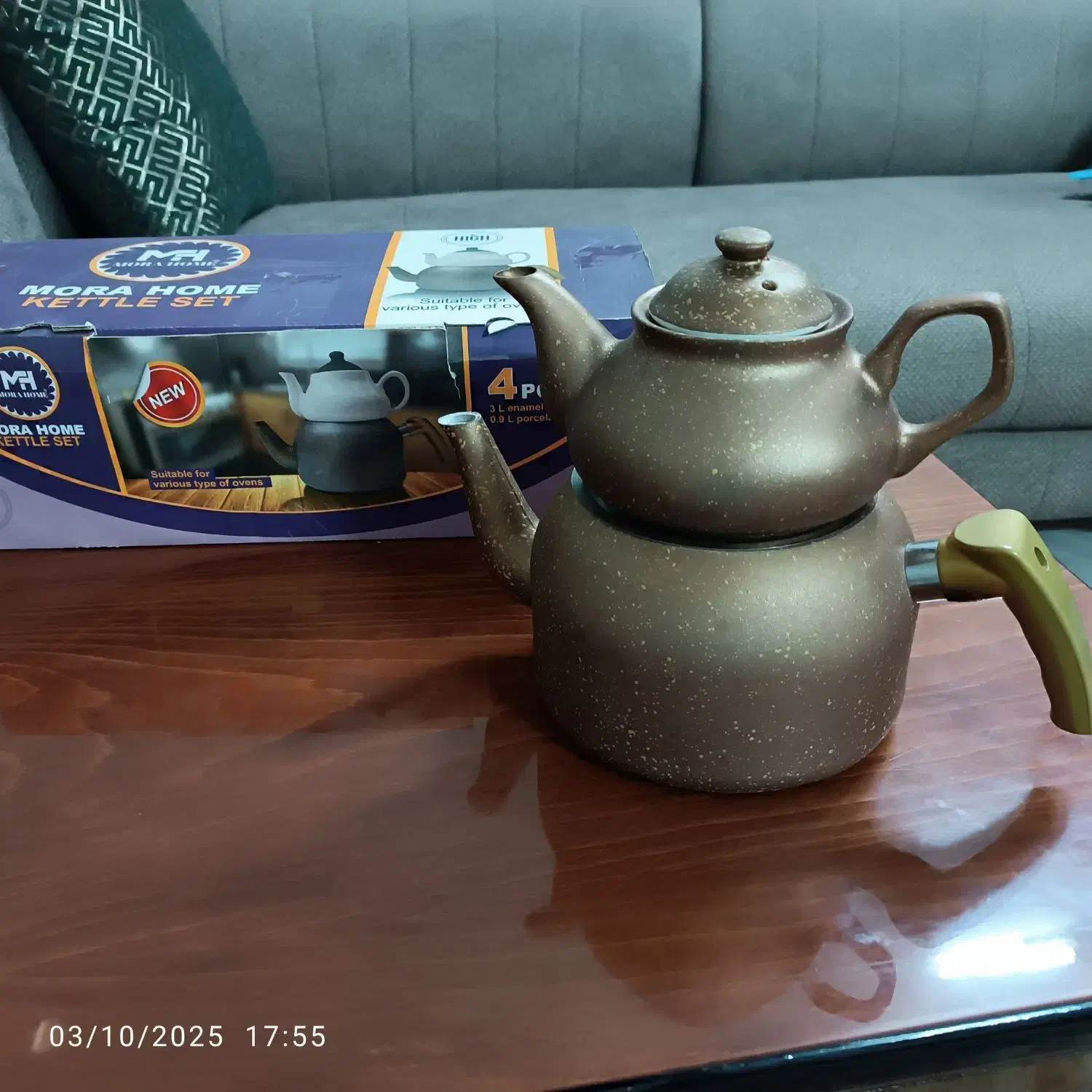 کتری قوری بسیار کمکار همراه کارتون|قوری، کتری، قهوه‌ساز دستی|نیشابور, شهرک فیروزه|دیوار