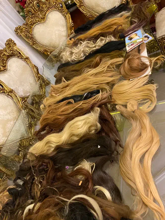 موی مصنوعی سردوخت  وسایل میکاپ  دستگاه تاتو بخور|آرایشی، بهداشتی، درمانی|لاهیجان, کوی آزادگان|دیوار