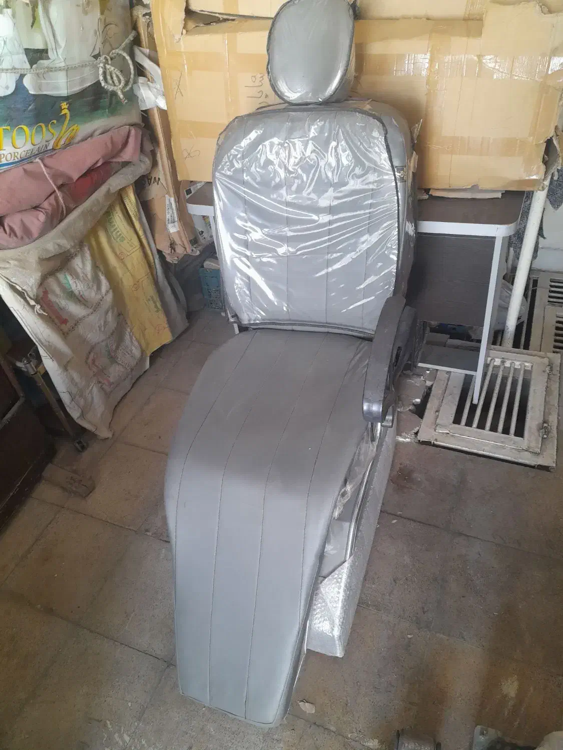 صندلی میکاپ|آرایشگاه و سالنهای زیبایی|ارومیه, |دیوار