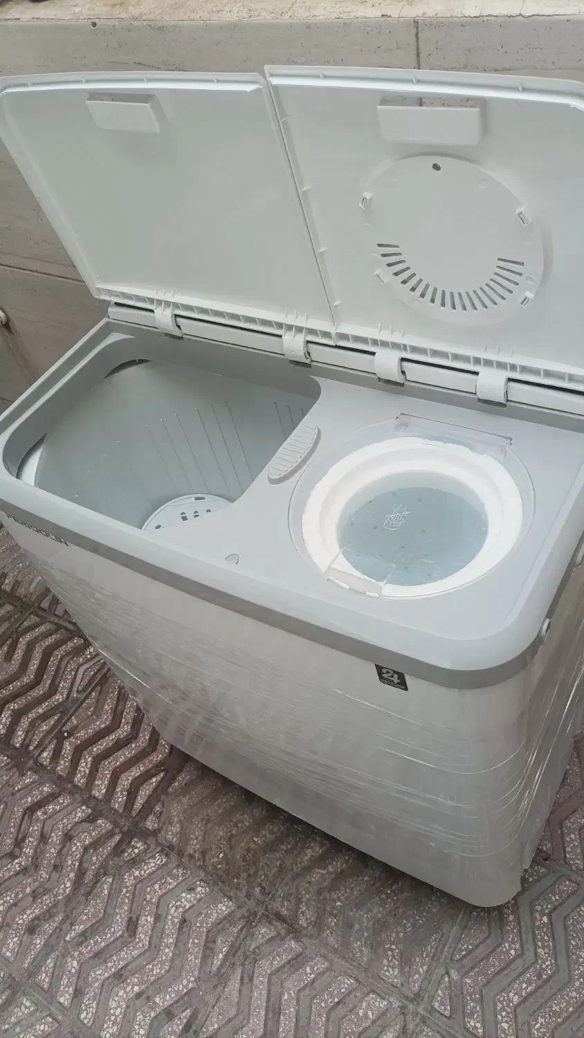 ماشین لباسشویی فریدولین|ماشین لباسشویی و خشک‌کن لباس|قم, چهل درخت‎|دیوار