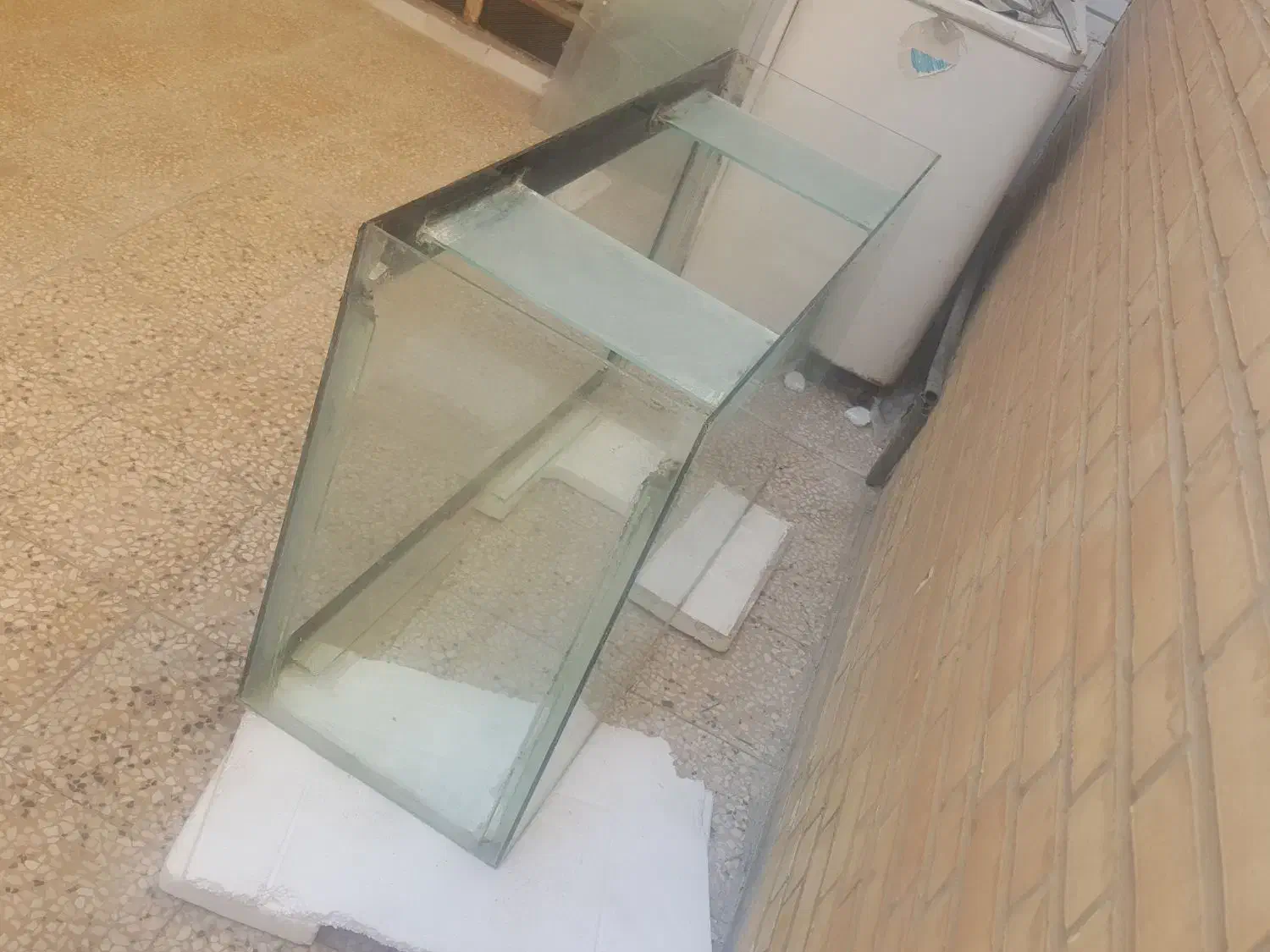 شیشه آکواریوم|ماهی|بهبهان, |دیوار