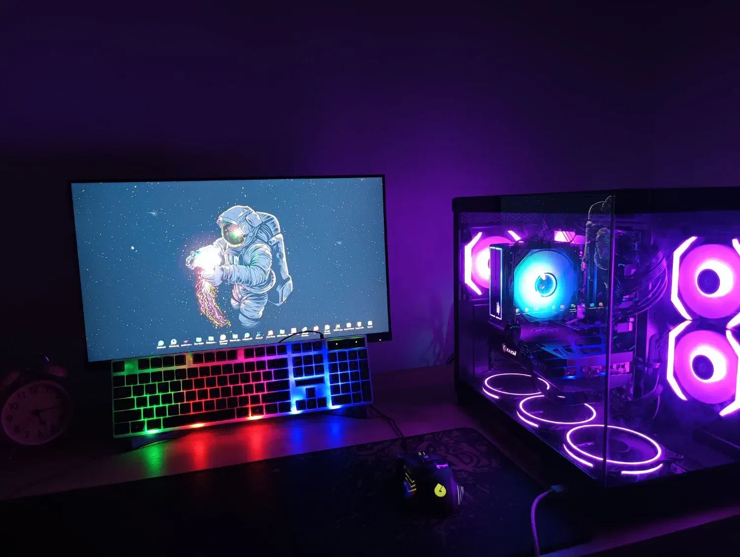 سیستم گیمینگ و رندرینگ full RGB|رایانه رومیزی|بوکان, |دیوار