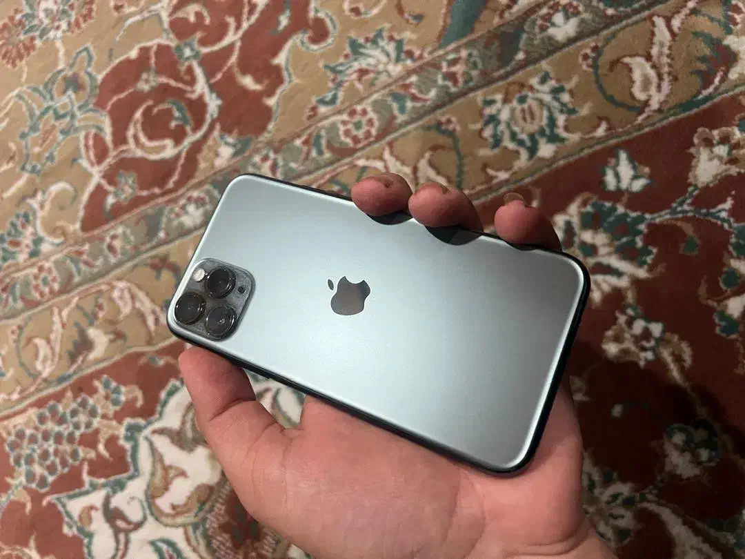 ایفون ۱۱پورو|موبایل|عباس‌آباد, |دیوار