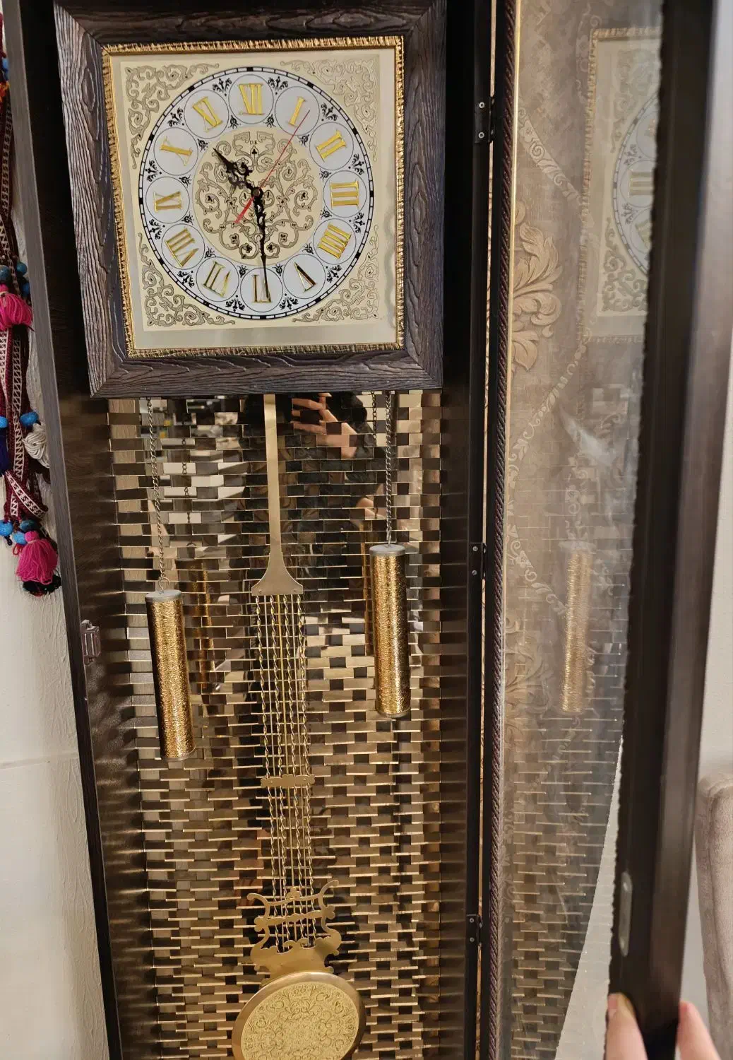 ساعت ایستاده|ساعت دیواری و تزئینی|شاهین‌شهر, خانه کارگر|دیوار