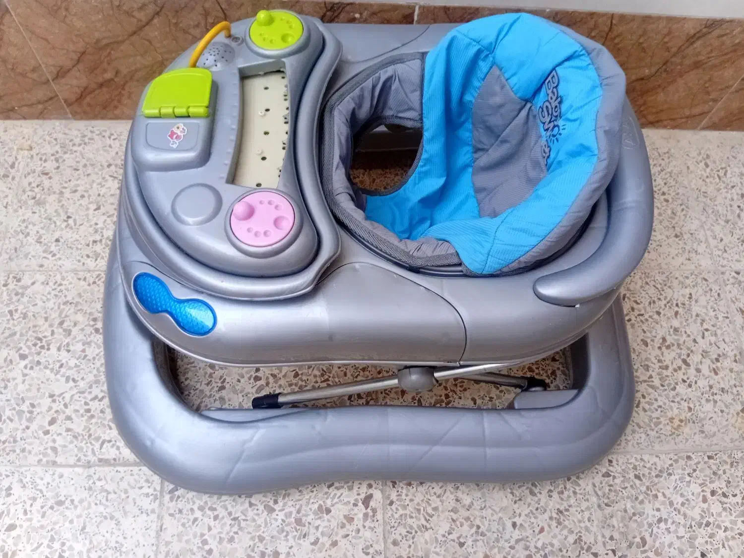 روروک|کالسکه و لوازم جانبی|سوسنگرد, |دیوار