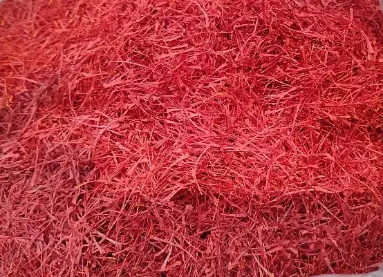 زعفران نگین و پوشال خرید در محل زعفران خانگی|خوردنی و آشامیدنی|تربت‌حیدریه, مسجد جامع|دیوار