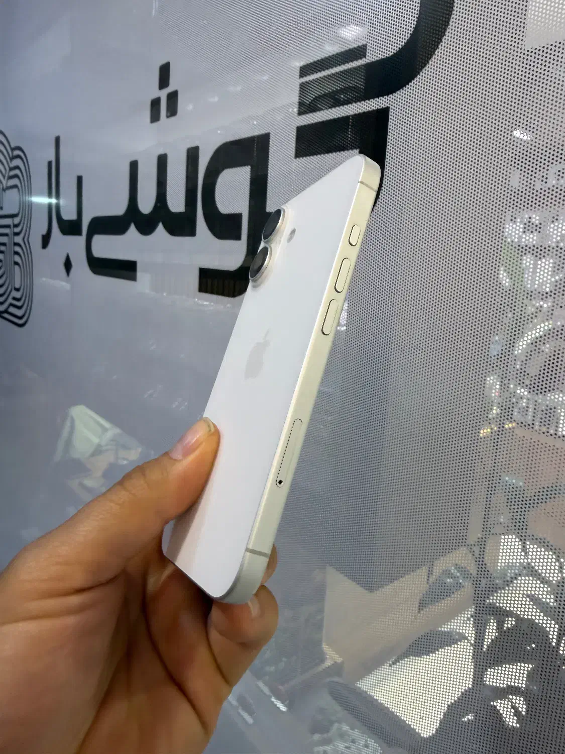 آیفون ۱۶ نرمال ۱۲۸ گیگ باطری ۱۰۰٪|موبایل|اصفهان, باغ زرشک|دیوار