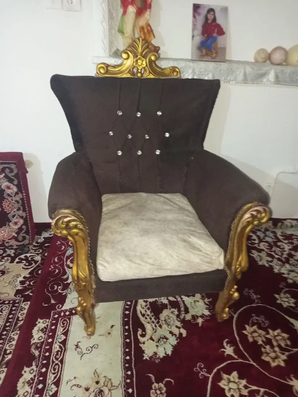 مبل ۷نفره|مبلمان خانگی و میز عسلی|قم, علی آباد سعدگان|دیوار