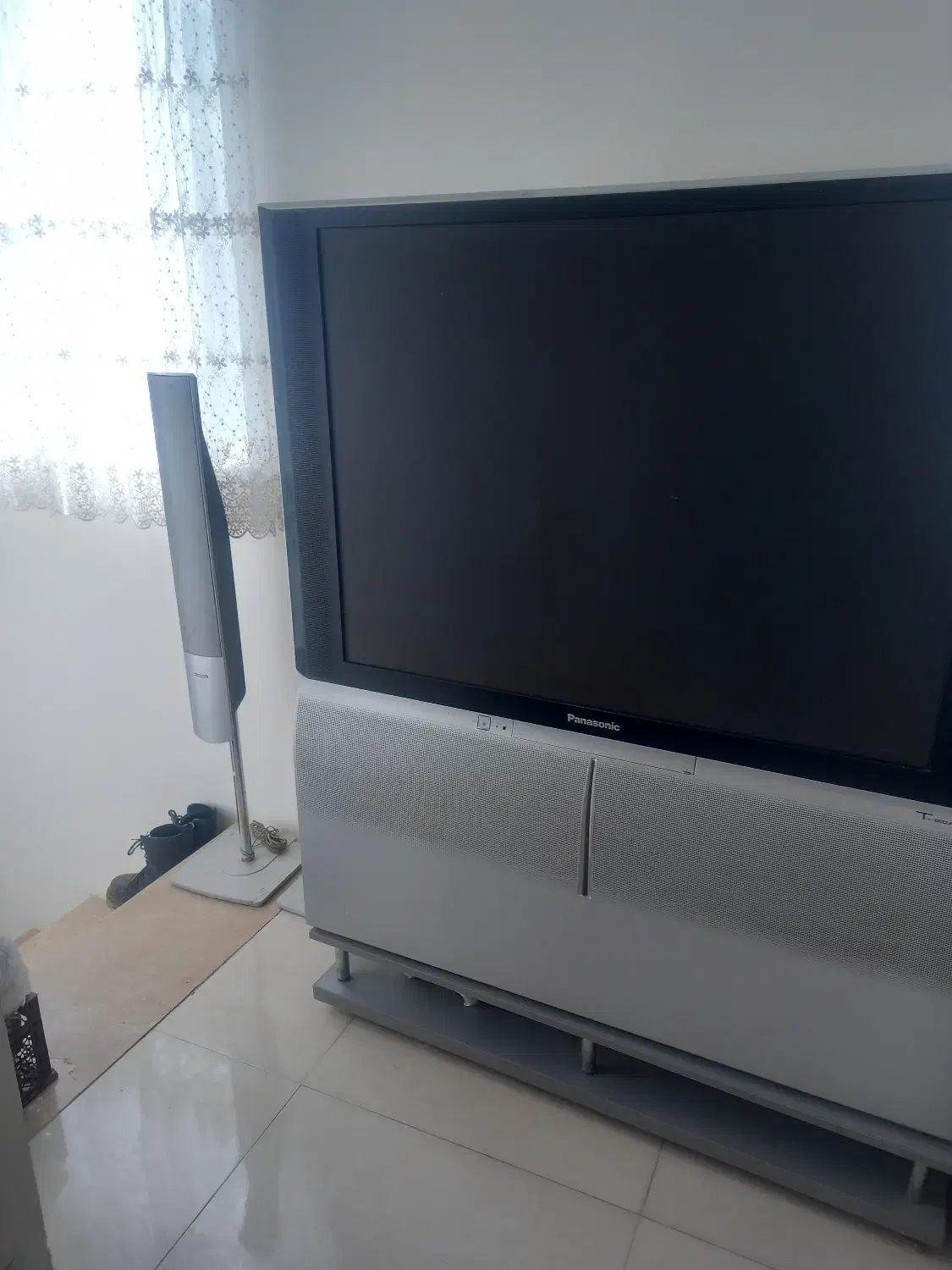 فروش تلویزیون به قیمت مناسب|تلویزیون و پروژکتور|لواسان, |دیوار