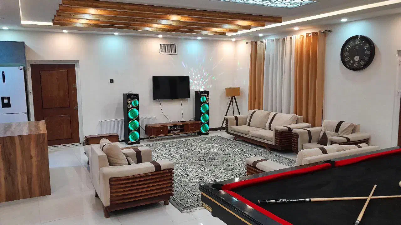 اجاره روزانه ویلا استخردار|اجارهٔ کوتاهمدت ویلا و باغ|قزوین, |دیوار