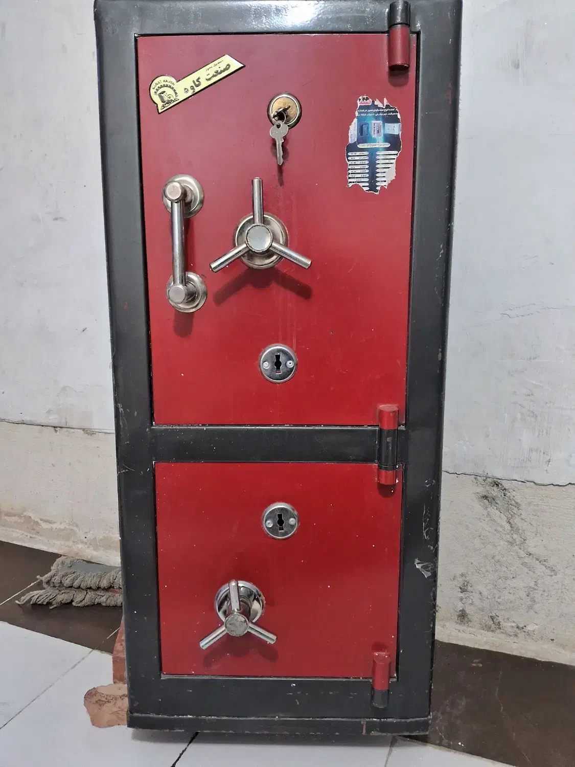 گاوصندوق یک طبقه و دو طبقه درحد صفر|ابزارآلات|بوکان, |دیوار