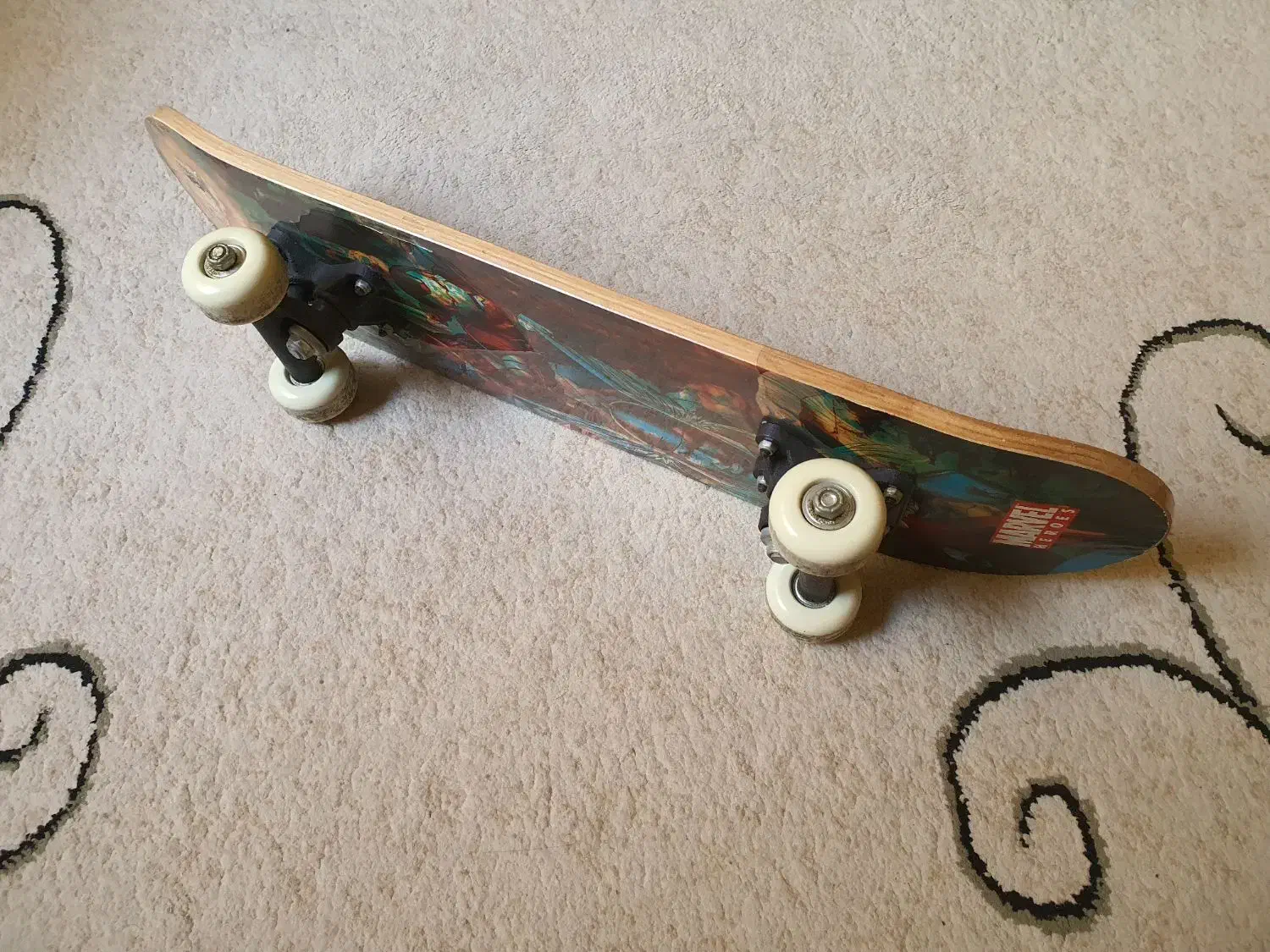 اسکیت برد در حد آکبند سالم و تمیز|دوچرخه، اسکیت، اسکوتر|تهران, قیطریه|دیوار