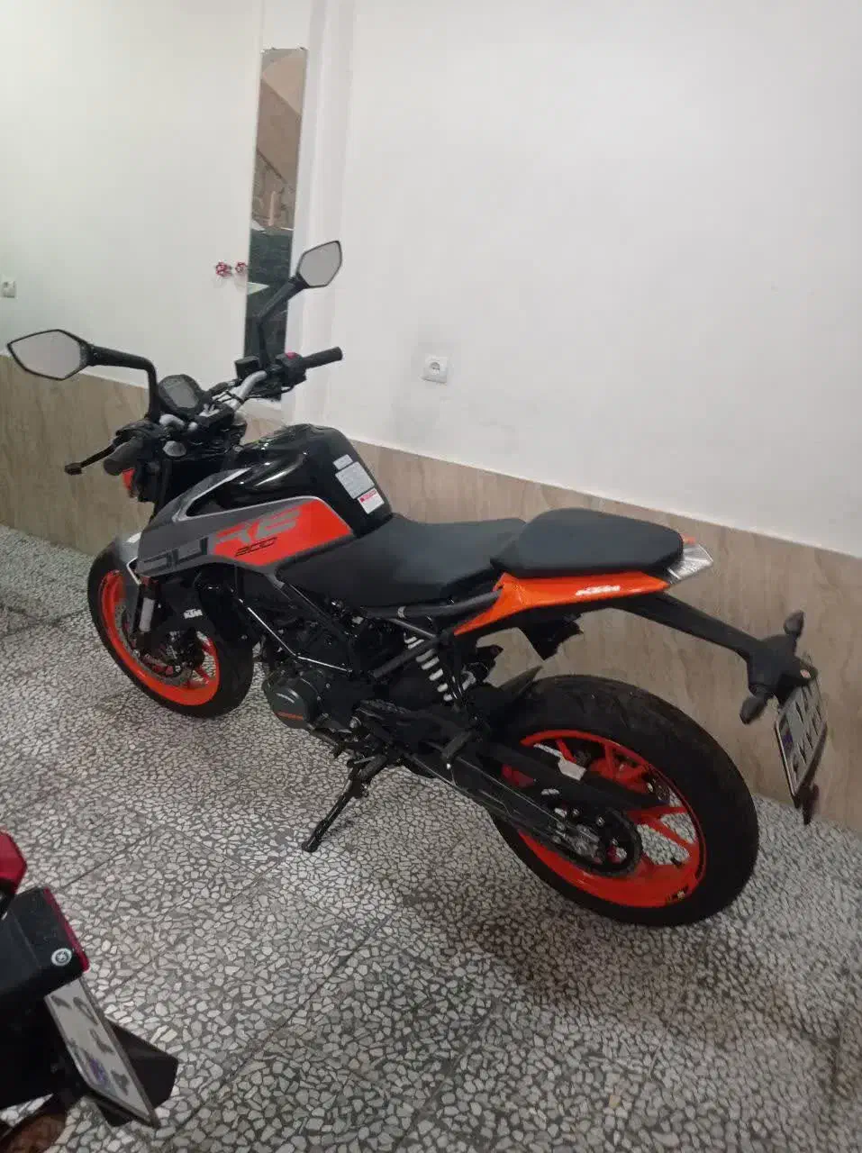 دوک 200ABS مدل 1403 صفر|موتورسیکلت|تهران, ستارخان|دیوار