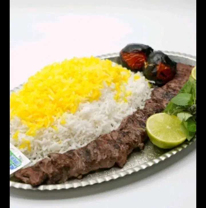 غذابیرون بر انواع غذاها ۱۷۰ هزار تونان|خدمات پذیرایی، مراسم|یزد, |دیوار