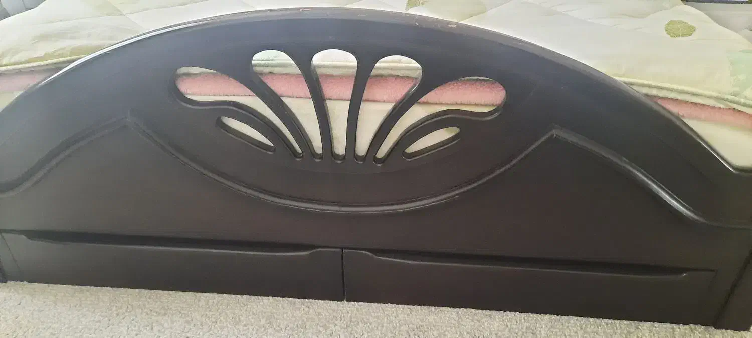 سرویس خواب|تخت و سرویس خواب|تهران, نیروی دریایی|دیوار