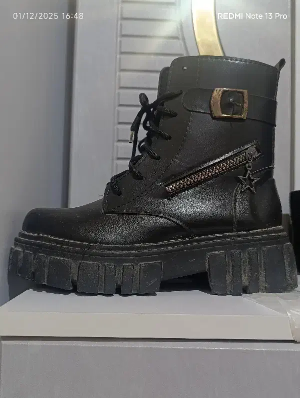 پوتین سایز 38|کیف، کفش، کمربند|کنگاور, |دیوار