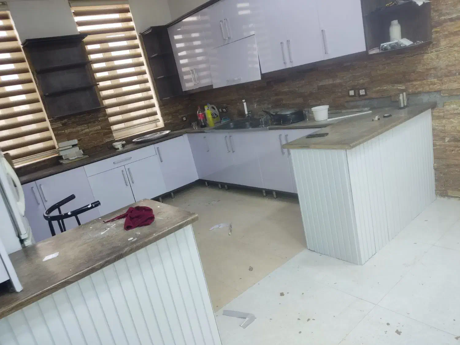 نصاب برچسب کابینت|خدمات پیشه و مهارت|کرمان, |دیوار