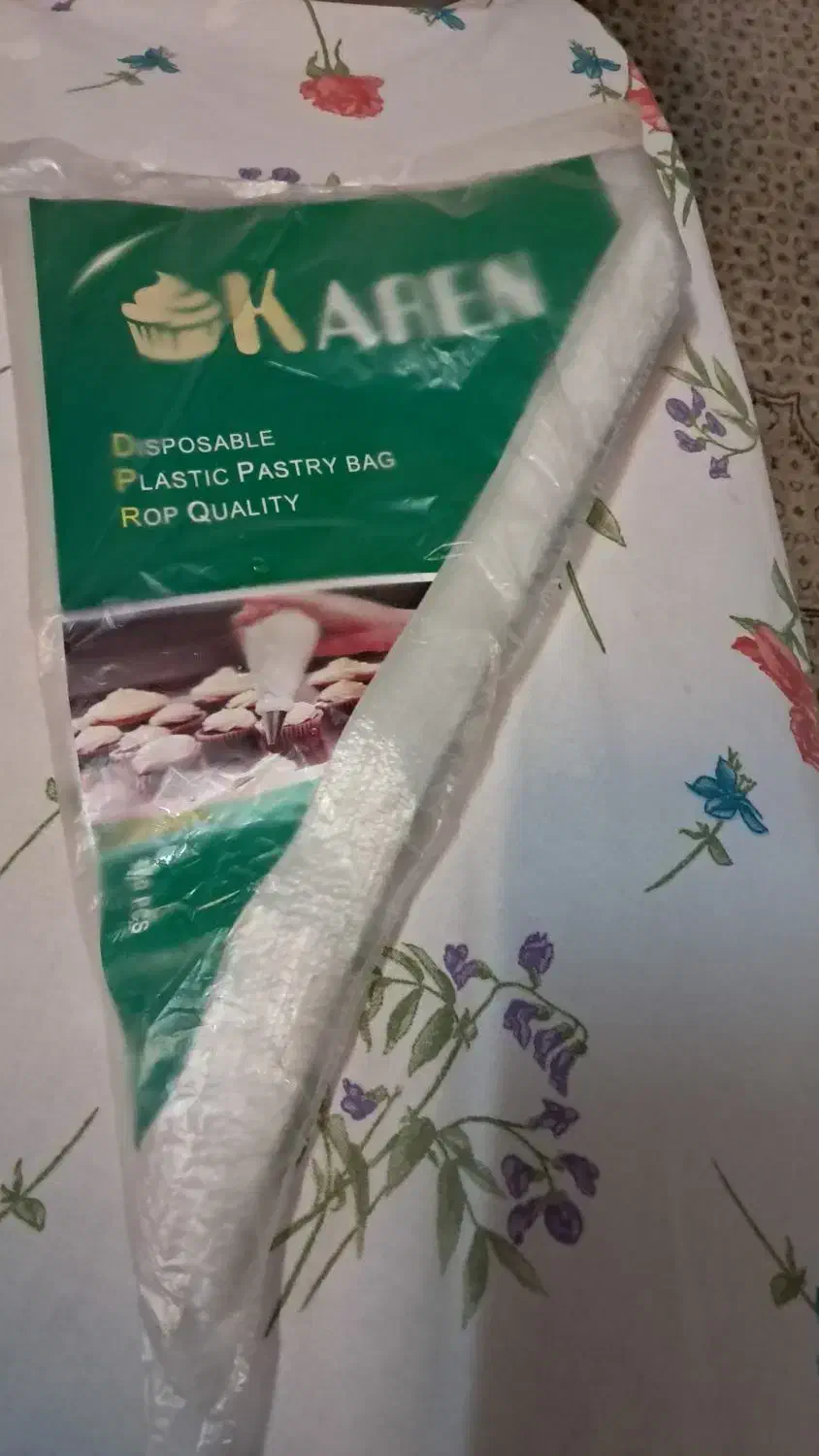 قیف یکبار مصرف مخصوص شیرینی پزی|ظروف نگهدارنده، پلاستیکی، یک‌بارمصرف|قزوین, |دیوار