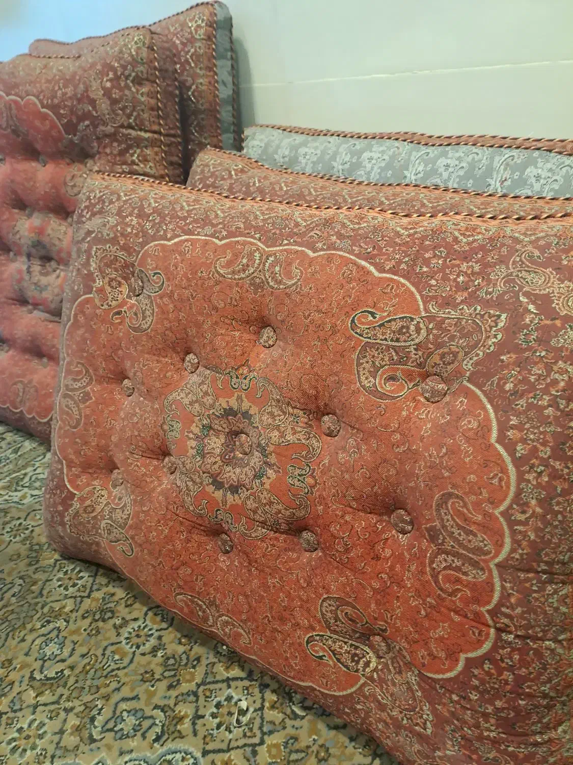 پشتی سنتی قرمز ترمه|پشتی|کرج, حاجی آباد|دیوار