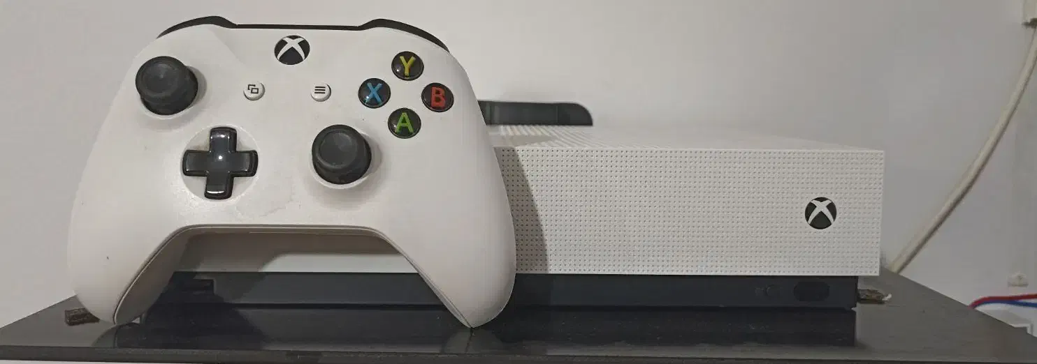 Xbox one s|کنسول، بازی ویدئویی و آنلاین|شیراز, پودنک|دیوار