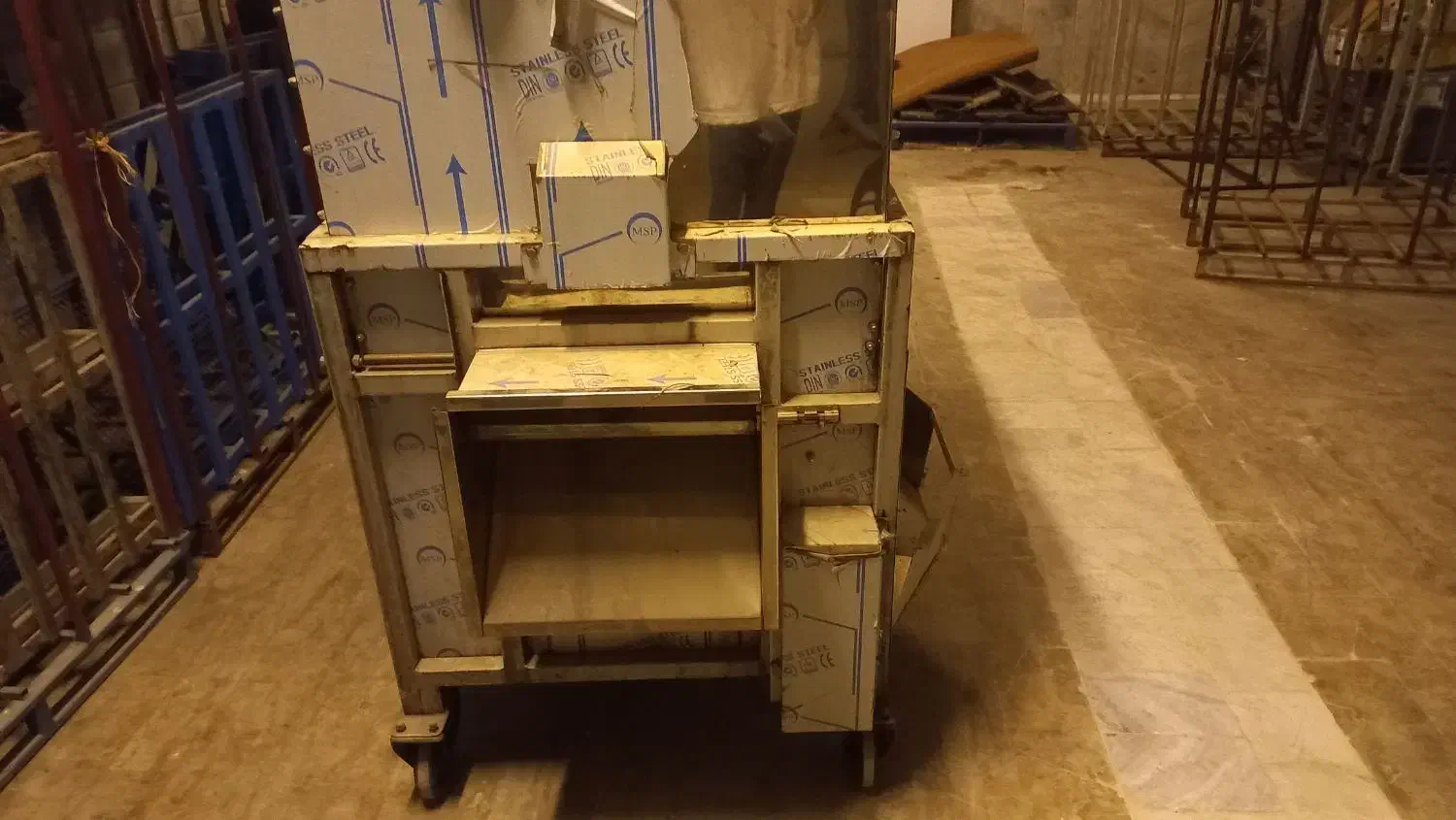 دستگاه آب انار گیری|آبمیوهگیر و آبمرکباتگیر|شهرضا, |دیوار