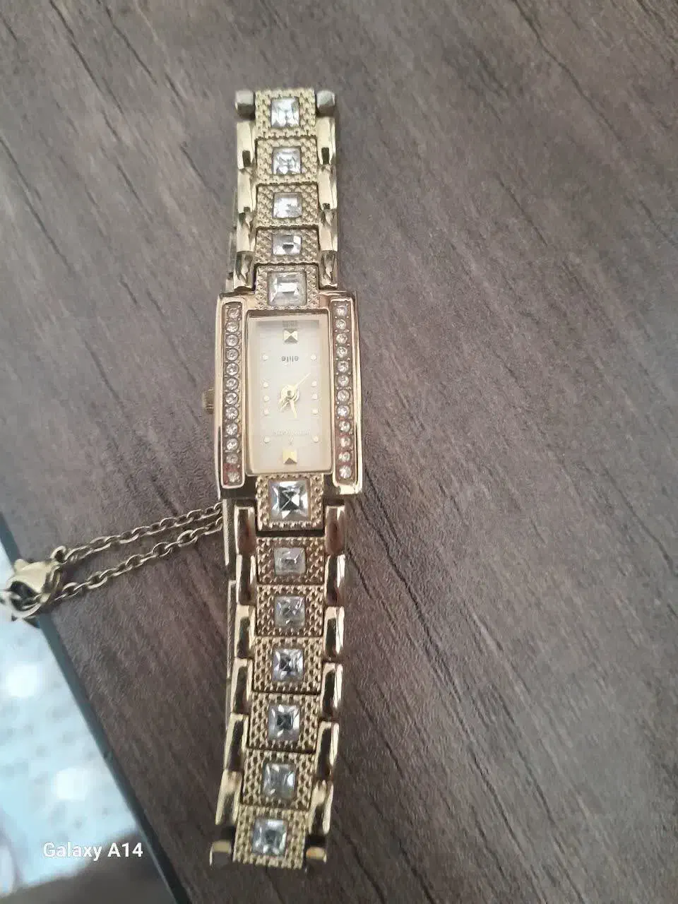 دو عدد ساعت مچی|ساعت|تهران, جوادیه تهرانپارس|دیوار