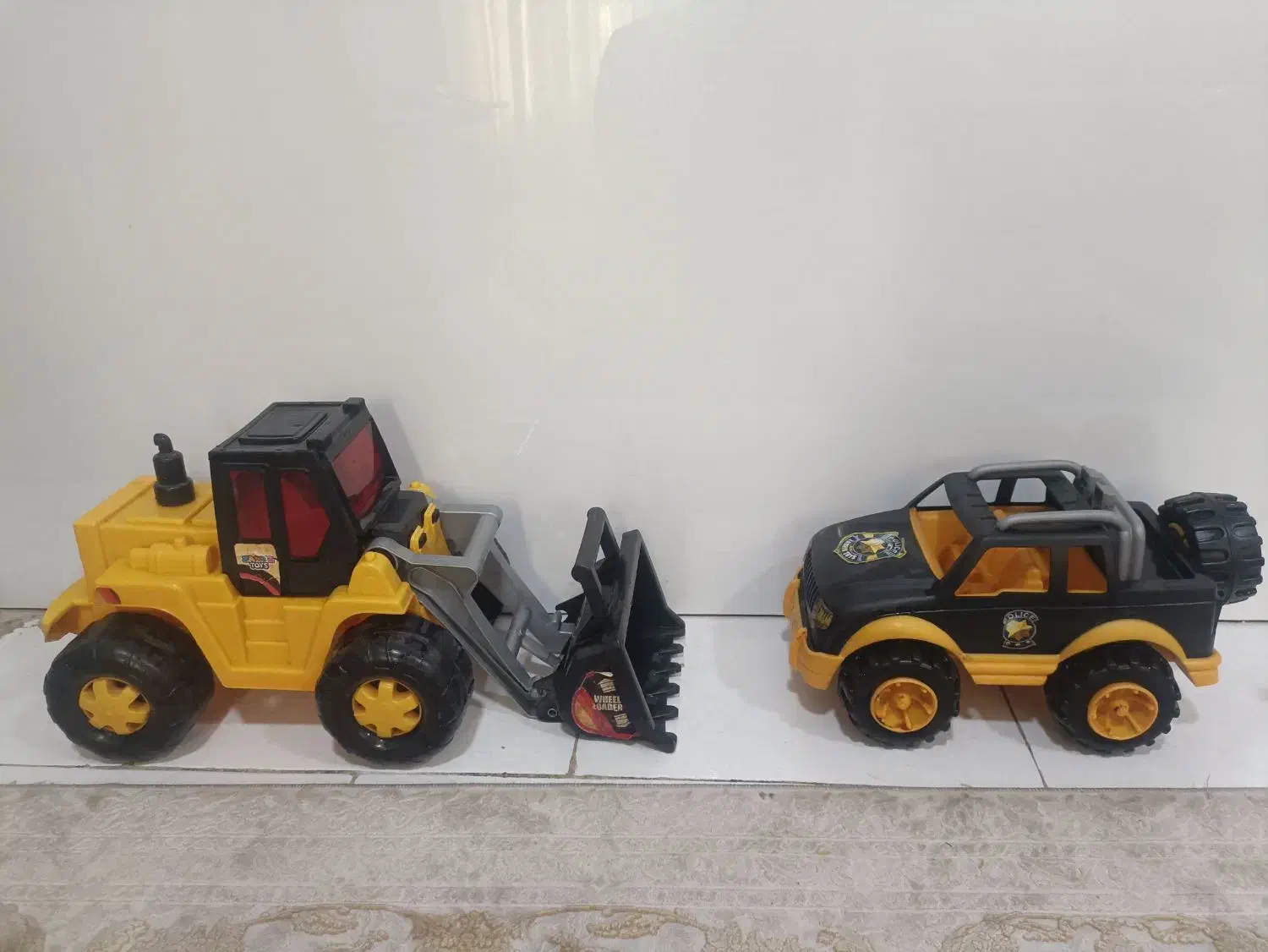 اسباب بازی|اسباب‌‌بازی|اهواز, سپیدار|دیوار