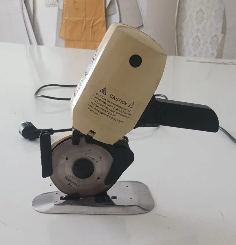 قیچی هشت پر گرد مدل دیانگ|چرخ خیاطی و ریسندگی|مراغه, |دیوار