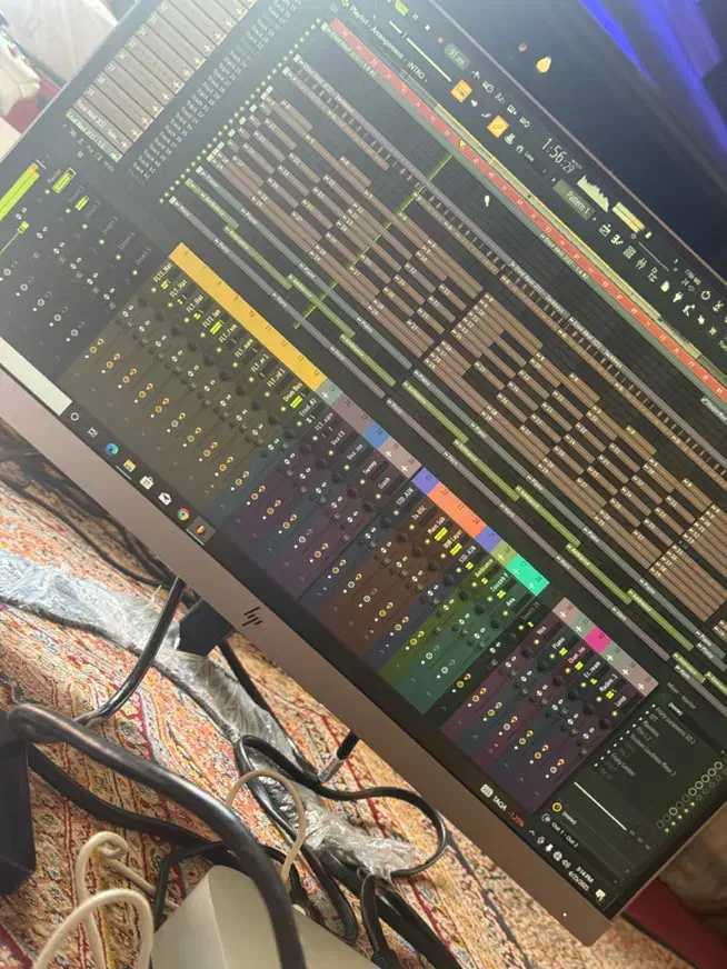 سیستم کامل (کیس + مانیتور + موس و کیبورد)|رایانه رومیزی|اردبیل, |دیوار