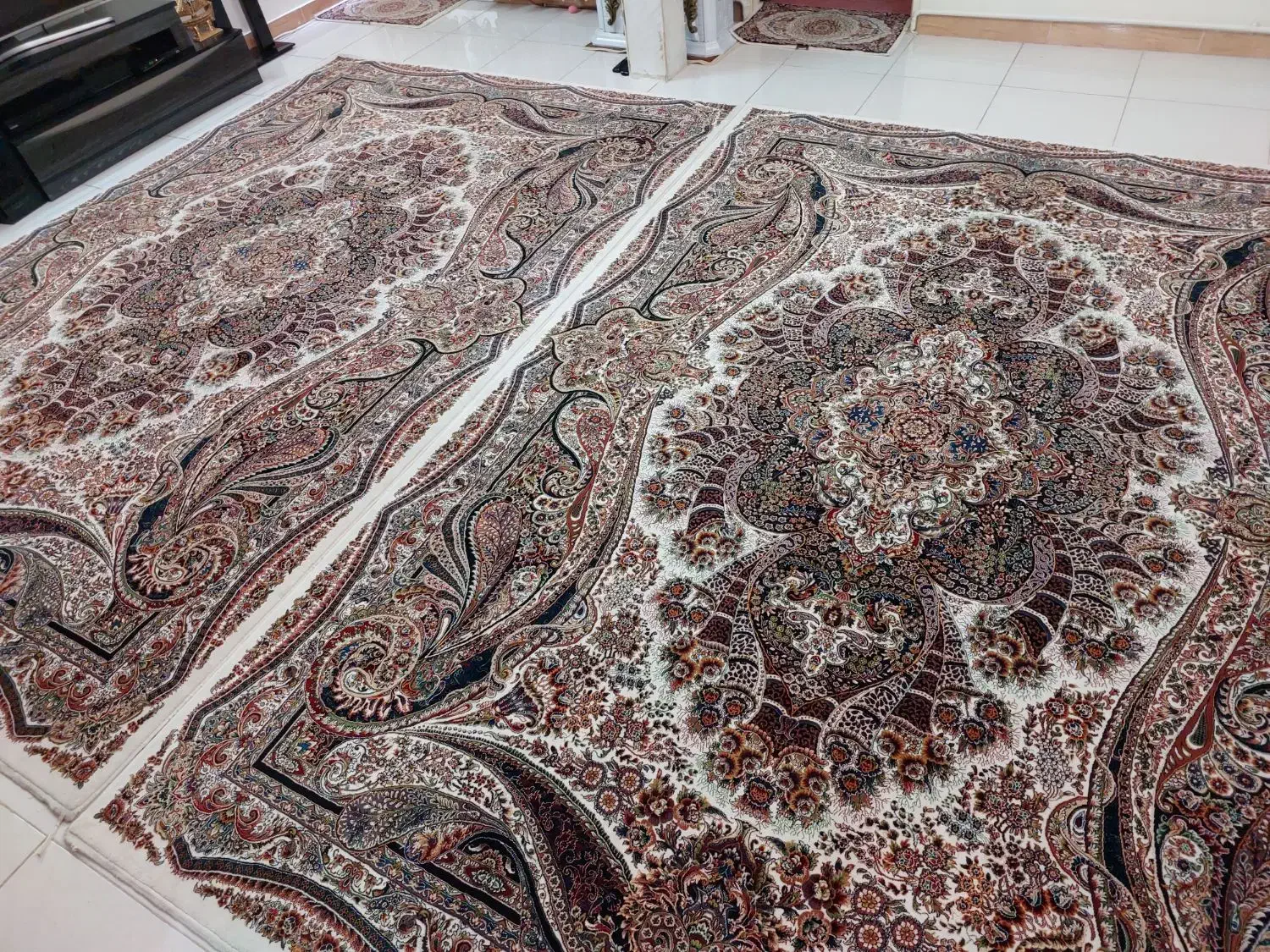 ۲ عدد فرش ۹ متری ۷۰۰ شانه در شیرودی|فرش|اسلام‌شهر, مظفریه|دیوار