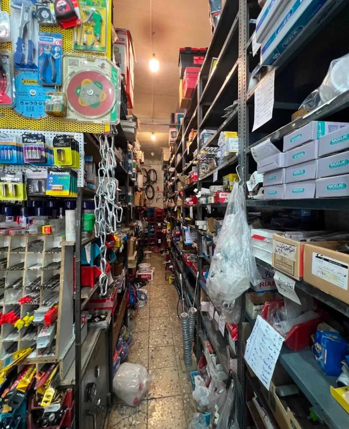 کارگر ساده|استخدام خدمات فروشگاه و رستوران|تهران, سعادت‌آباد|دیوار