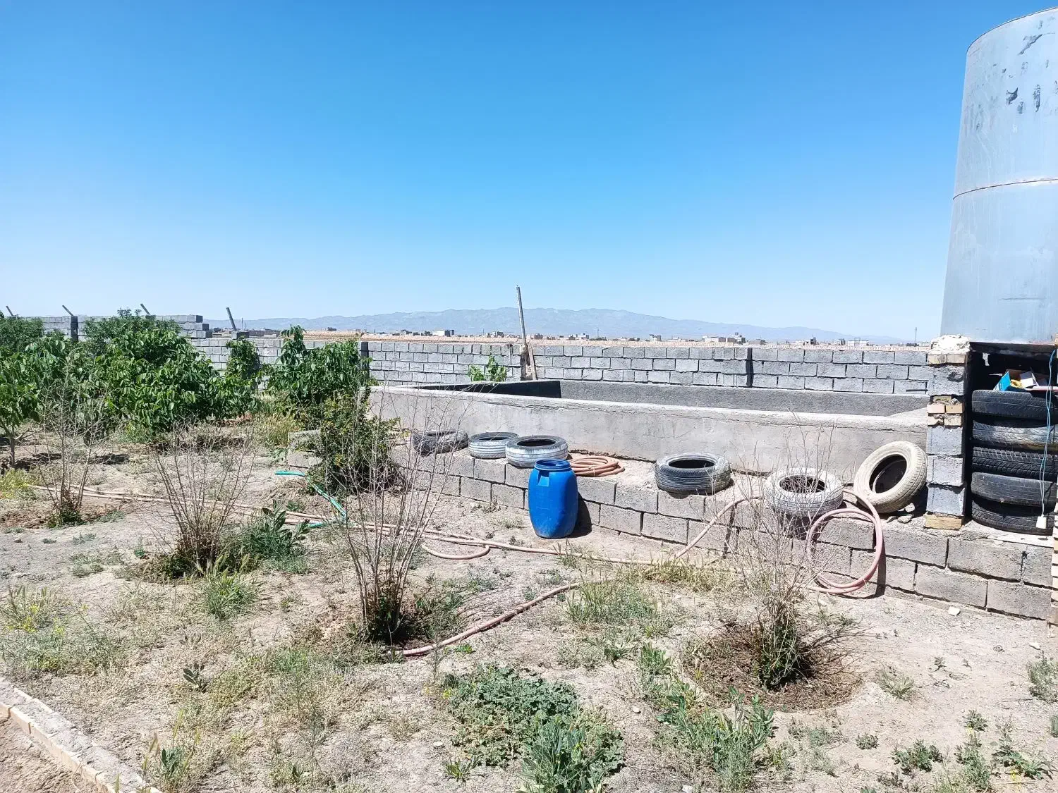 باغ ویلا در شهرستان فریمان بمتراژ 1200متر|فروش خانه و ویلا|فریمان, |دیوار