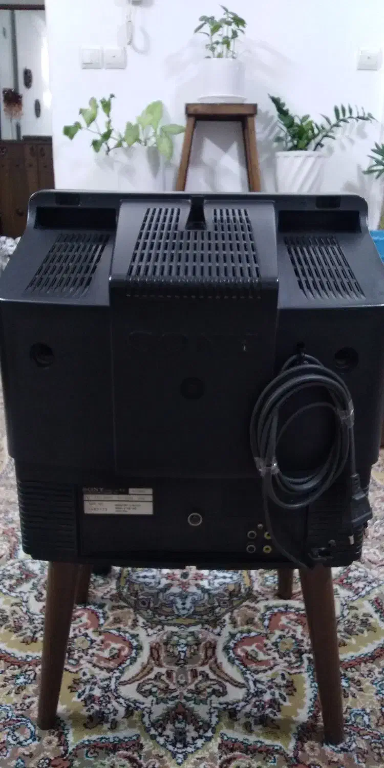 تلویزیون سونی، ضبط پایونر، استریوقدیمی|تلویزیون و پروژکتور|صدرا-فارس, فاز ۲|دیوار