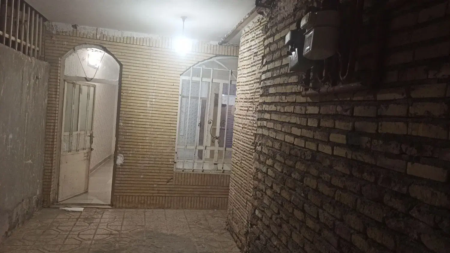 طبقه همکف ویلایی (ماشین رو)|اجارهٔ خانه و ویلا|مشهد, شهید قربانی|دیوار