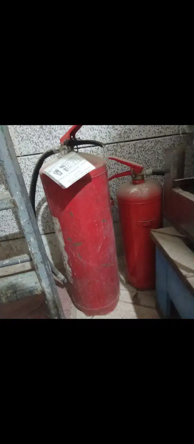 کپسول آتش نشانی درحد|ابزارآلات|تویسرکان, |دیوار