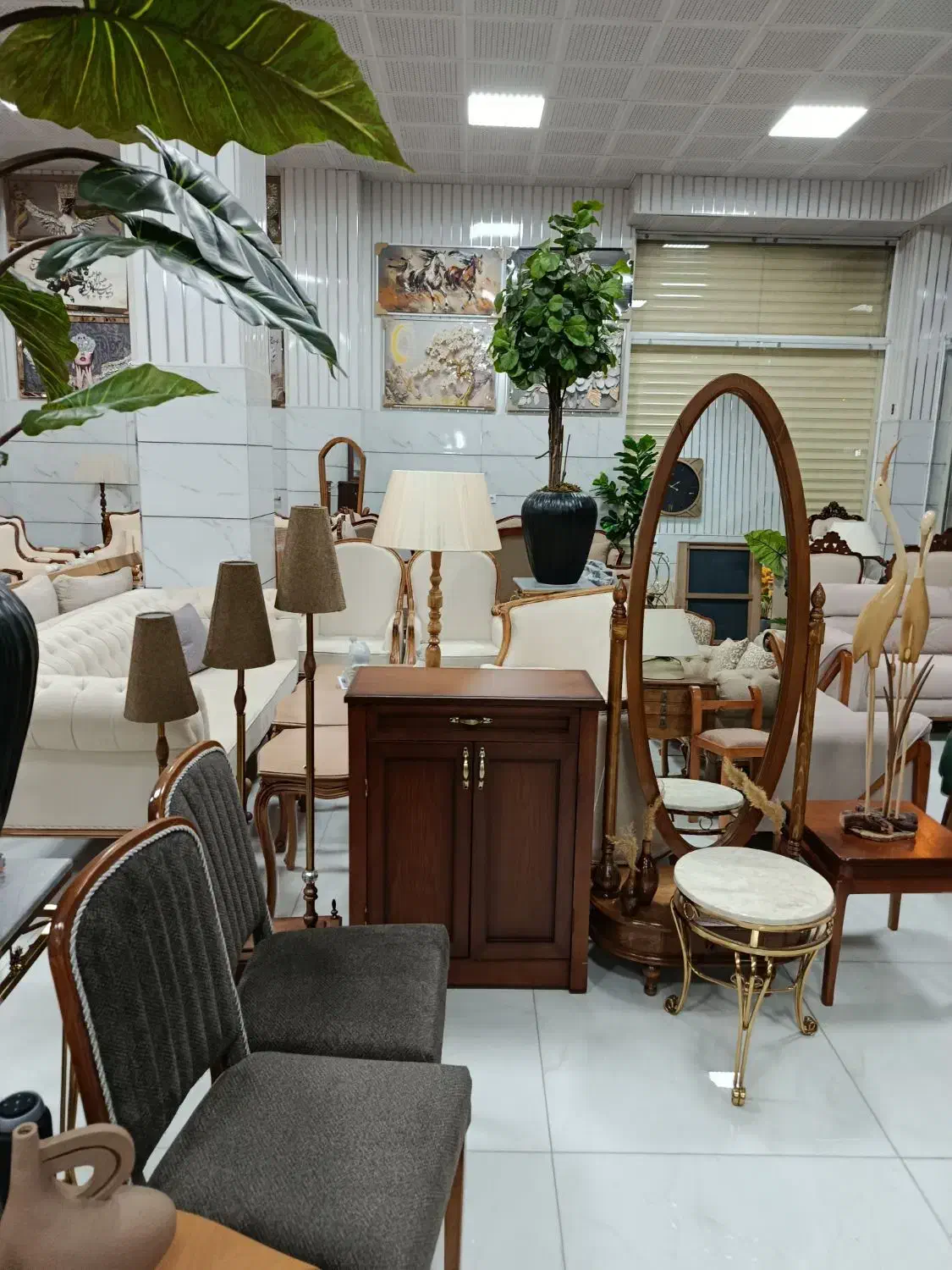 استخدام جهت کار در مبل پاسارگاد|استخدام خدمات فروشگاه و رستوران|نورآباد, |دیوار