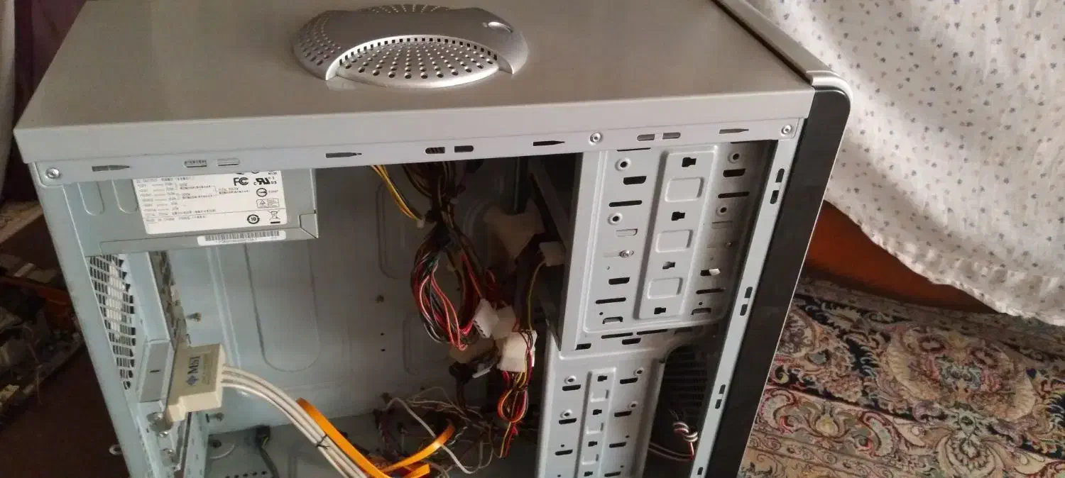 کیس کامپیوتر الگانس تمیز|قطعات و لوازم جانبی رایانه|اردبیل, |دیوار