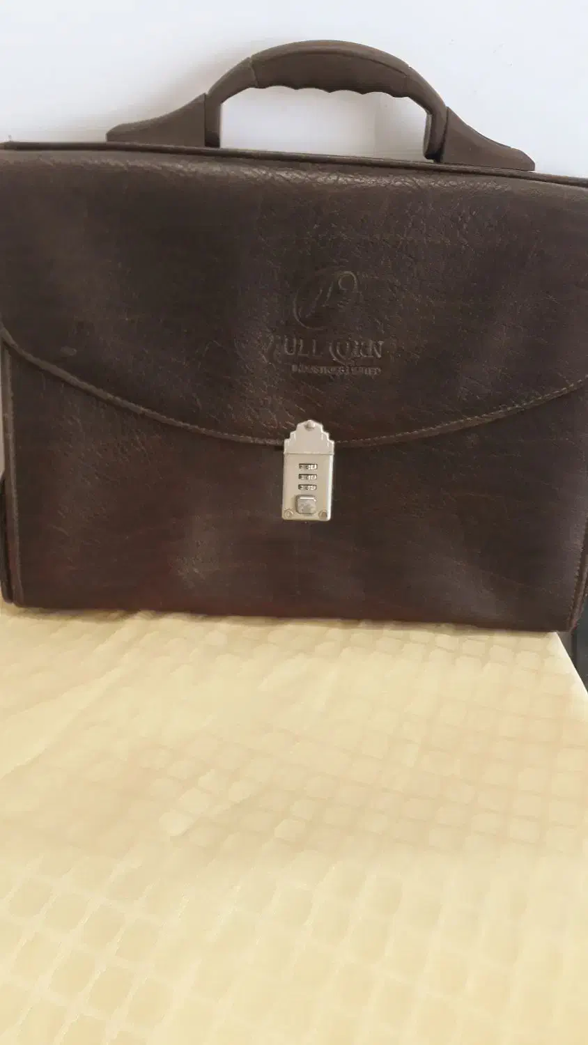 مانتو همه سالم و نو|کیف، کفش، کمربند|سبزوار, قصبه غربی|دیوار