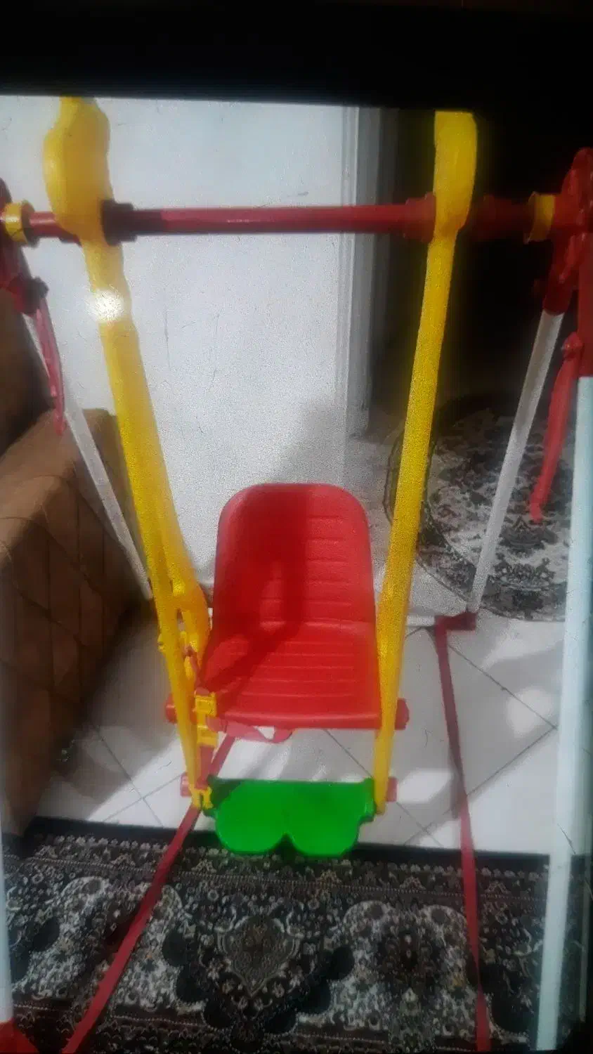 تاپ بازی بچگانه پایه دارنوقیمت۱۳۰۰|اسباب‌بازی بچه|خاوران, |دیوار