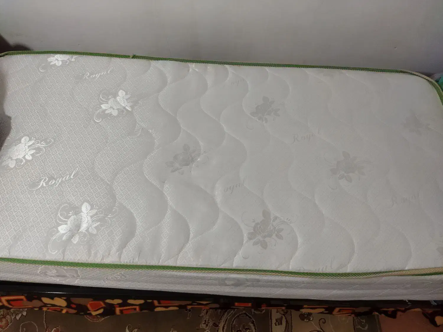 تشک|تشک تختخواب|تویسرکان, |دیوار