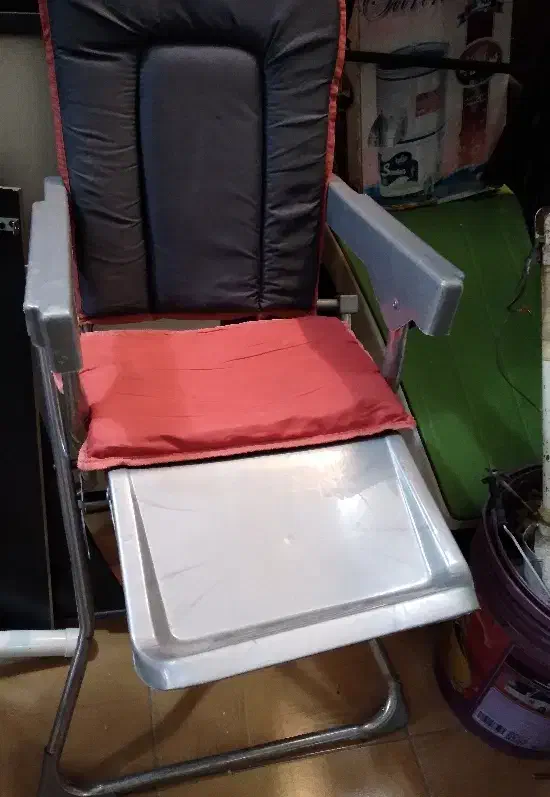 صندلی غذای کودک|تخت و صندلی بچه|مبارکه, |دیوار