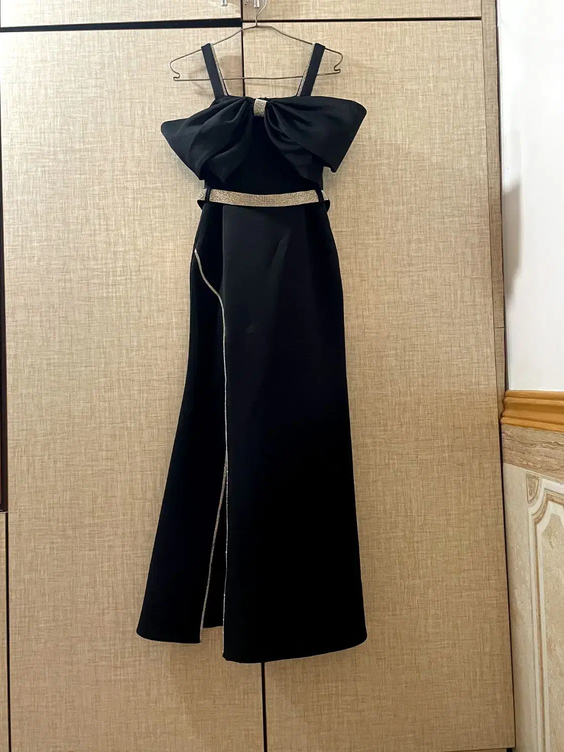 لباس مجلسی|لباس|نهاوند, |دیوار