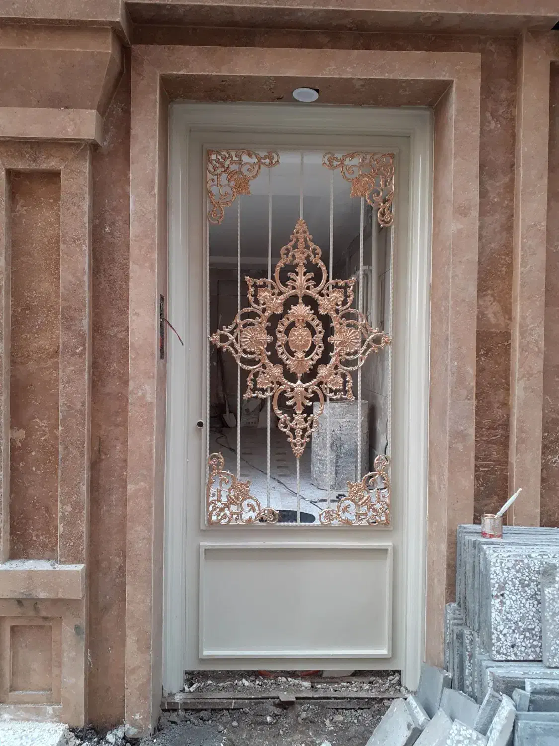 نقاشی ساختمان لاکچری|خدمات پیشه و مهارت|نهاوند, |دیوار