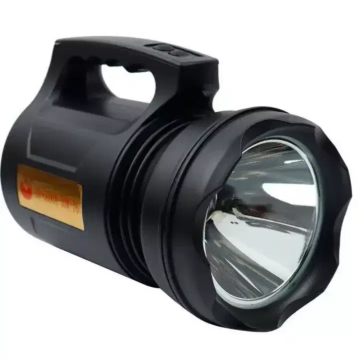 چراغ قوه نگهبانی|کوهنوردی و کمپینگ|چناران, |دیوار