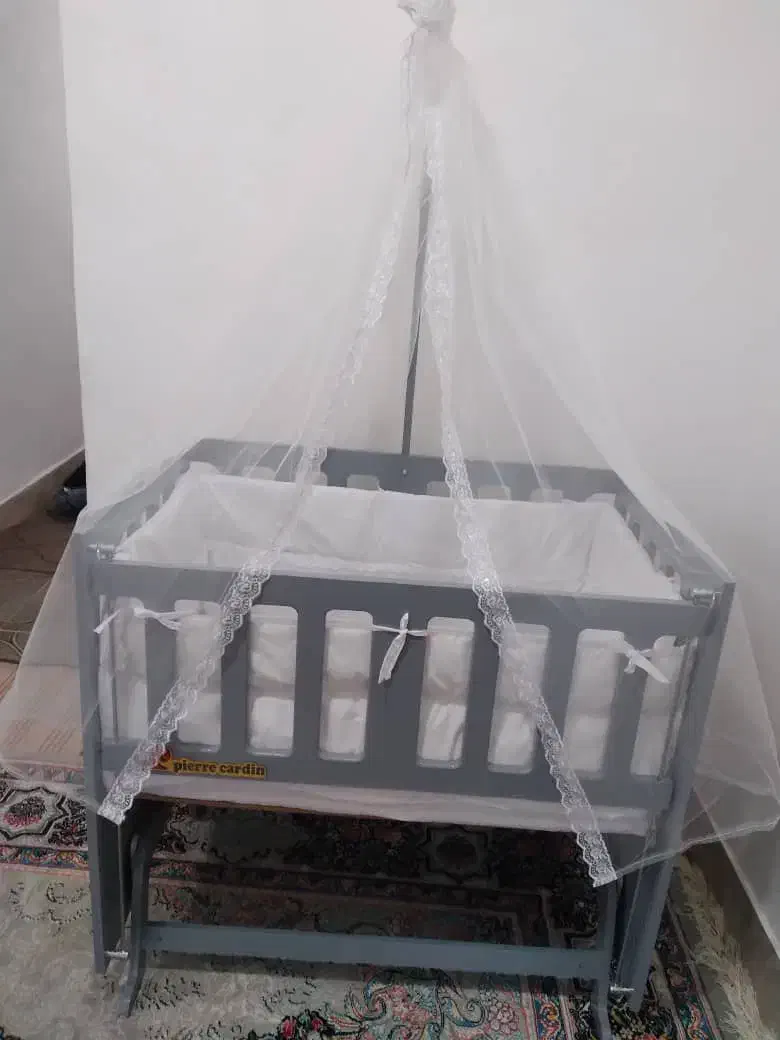 تخت|تخت و صندلی بچه|رامشیر, |دیوار