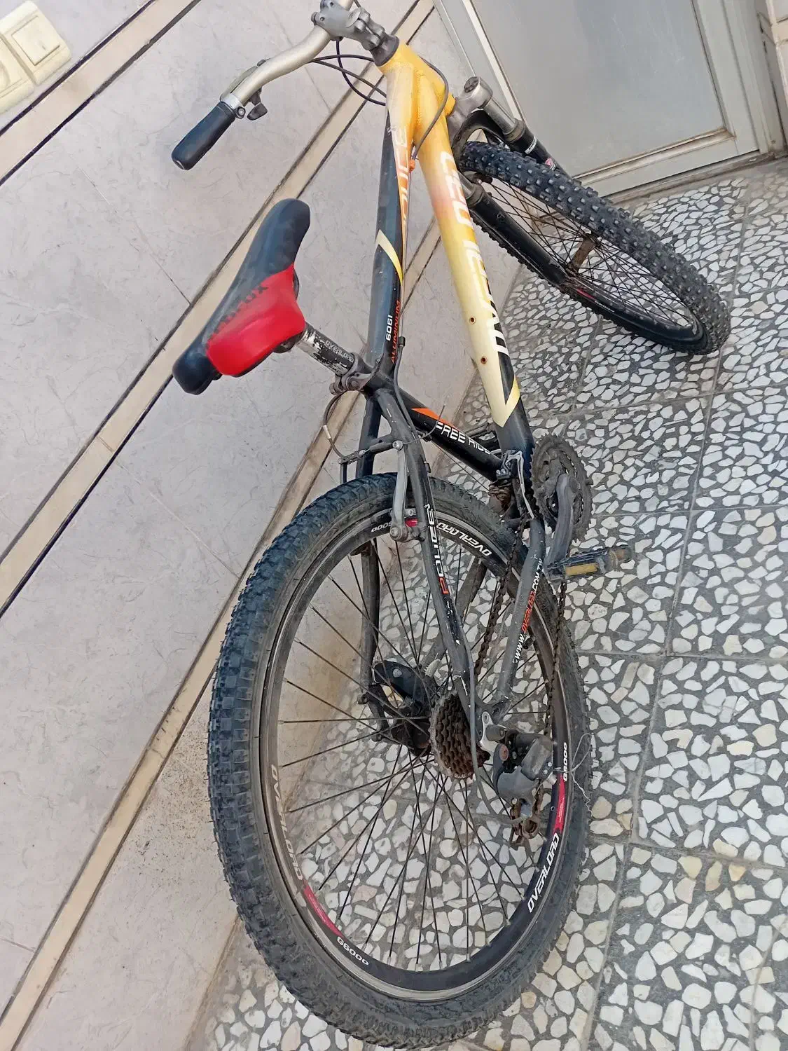 دوچرخه اورلود سایز ۲۶|دوچرخه، اسکیت، اسکوتر|اصفهان, زاجان|دیوار