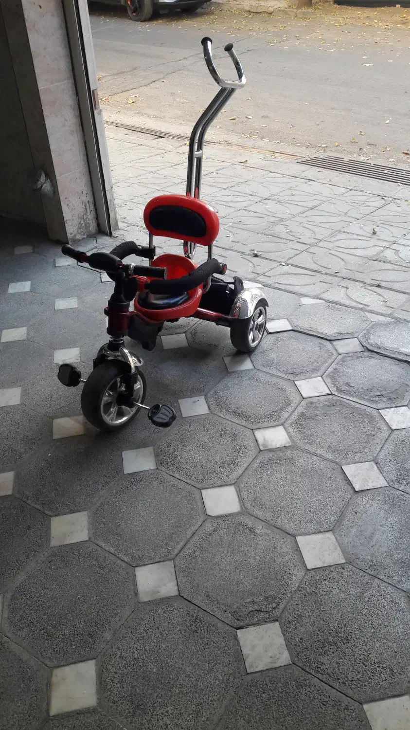 سه چرخه کودک|دوچرخه، اسکیت، اسکوتر|همدان, |دیوار