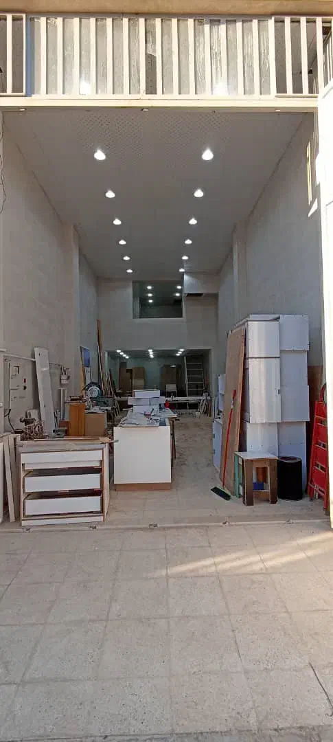 رهن یک واحد کارگاهی|اجارهٔ مغازه و غرفه|زرقان, |دیوار