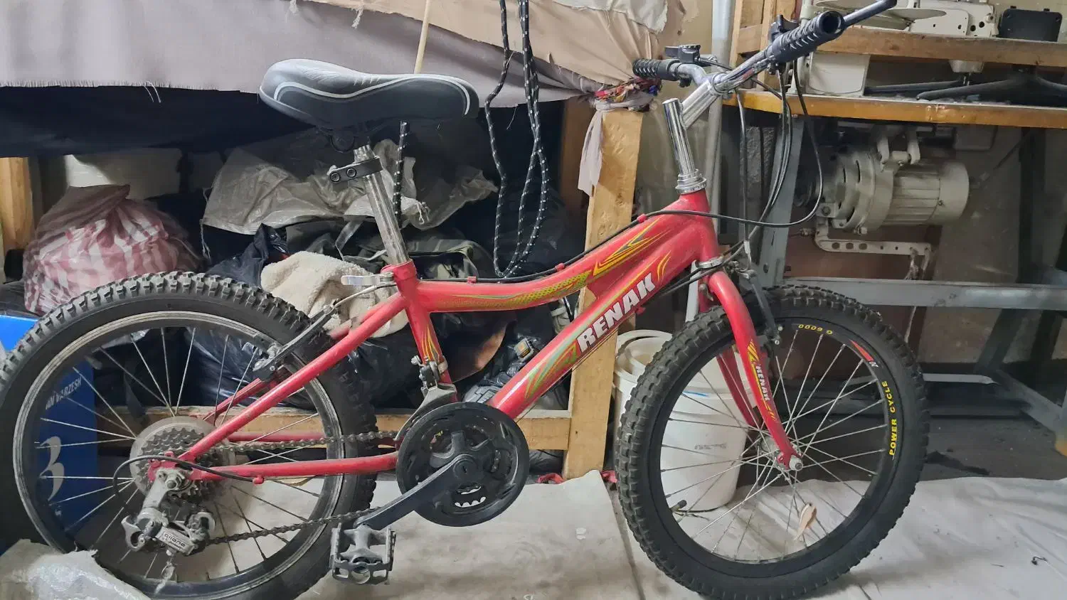 دوچرخه ریناک اصل سایز ۲۰ فروشی|دوچرخه، اسکیت، اسکوتر|تهران, باغ خزانه|دیوار