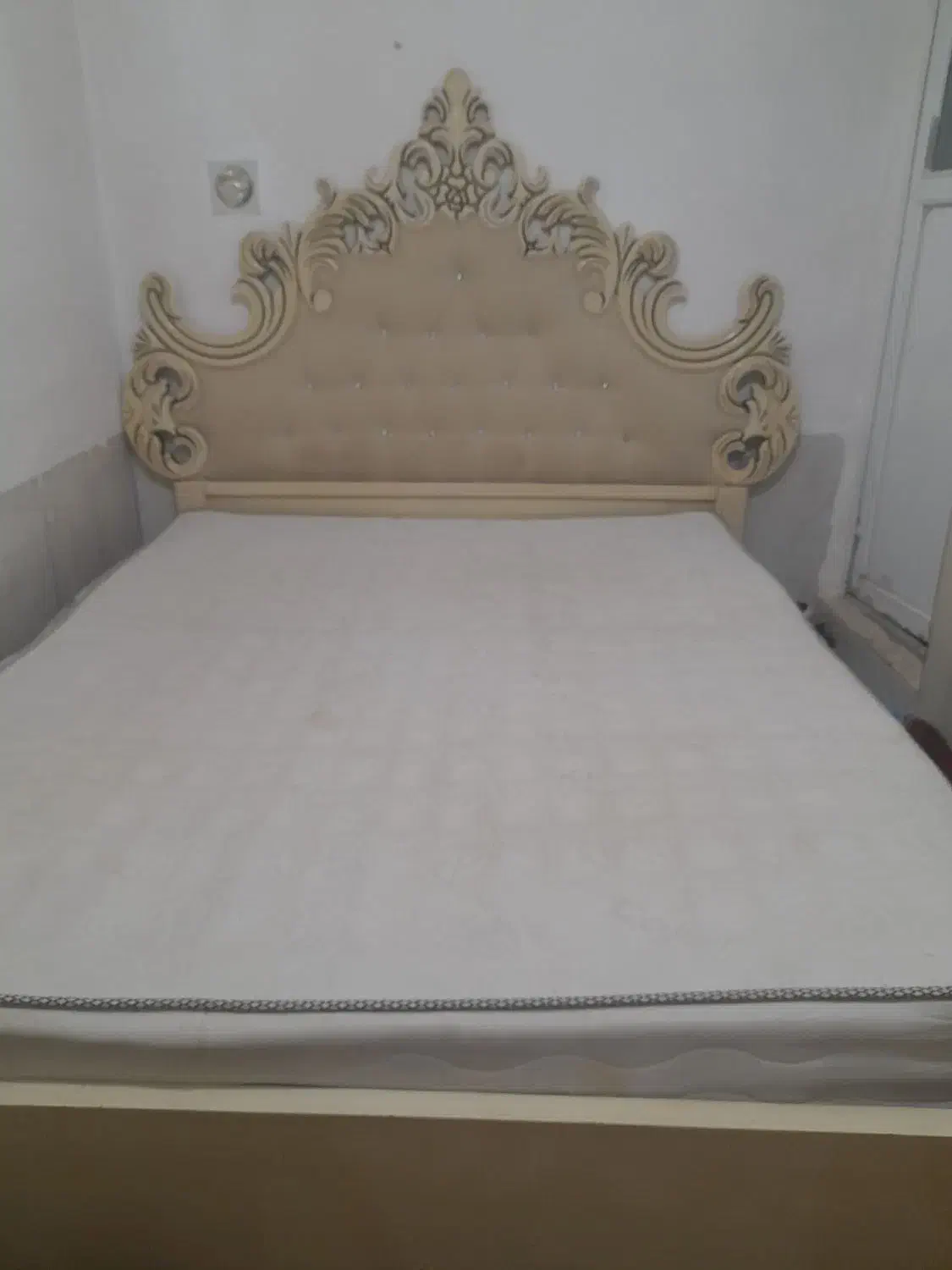 تخت خواب دونفره|تخت و سرویس خواب|مشهد, شهید احمدی روشن|دیوار